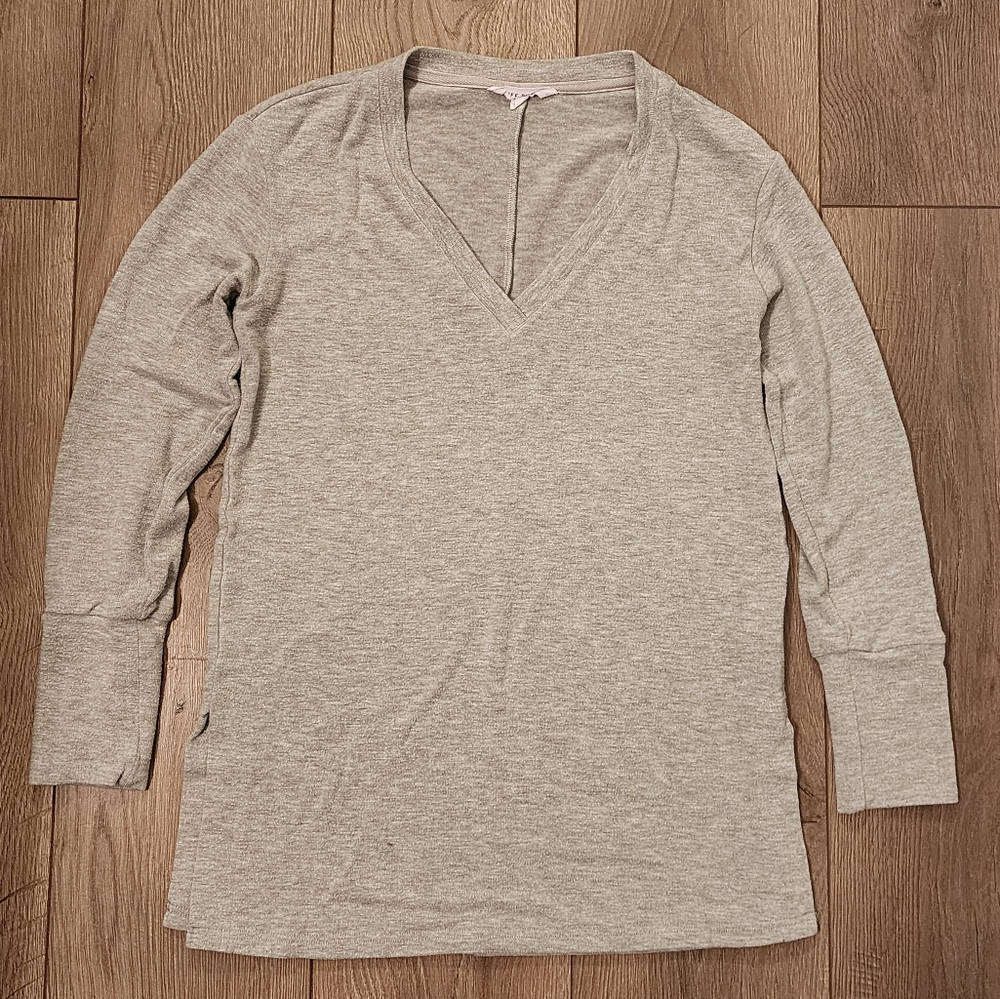 XS V-Neck Gray sweater